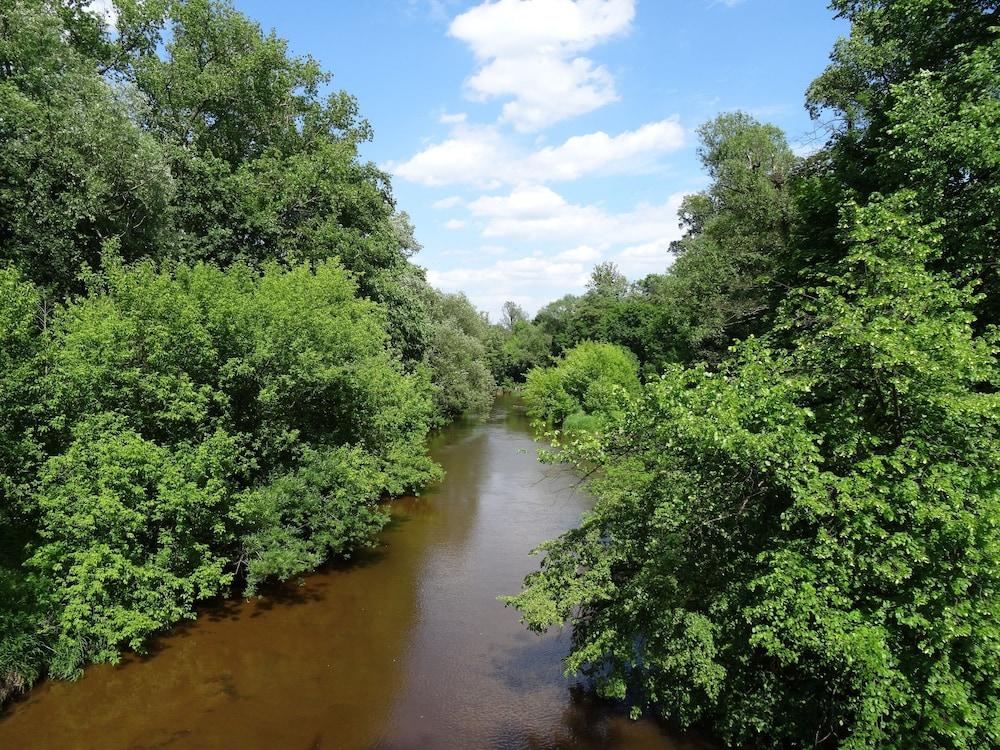 هوليداي إن ريزورت وارسساوا جوتزيفيو *و*2*ي بٕي آيتش جي المنطقة الخارجية