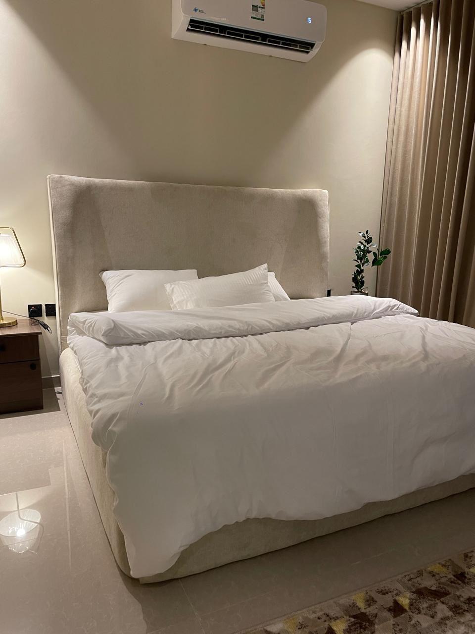 Elegant Apartment with Self Check-in | 5679