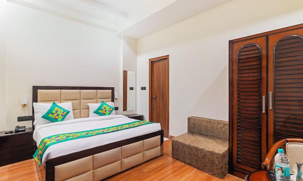 Treebo Brij Kaushal, Near Prem Mandir Featured Image