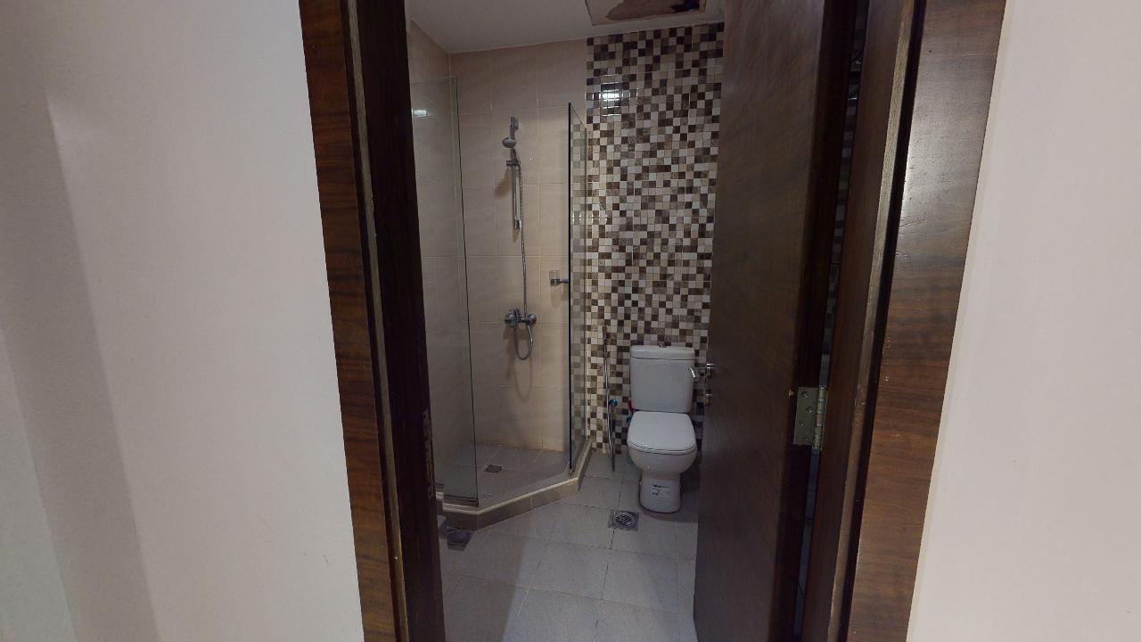 Comfy Chalet with Pool | 1567 Bathroom
