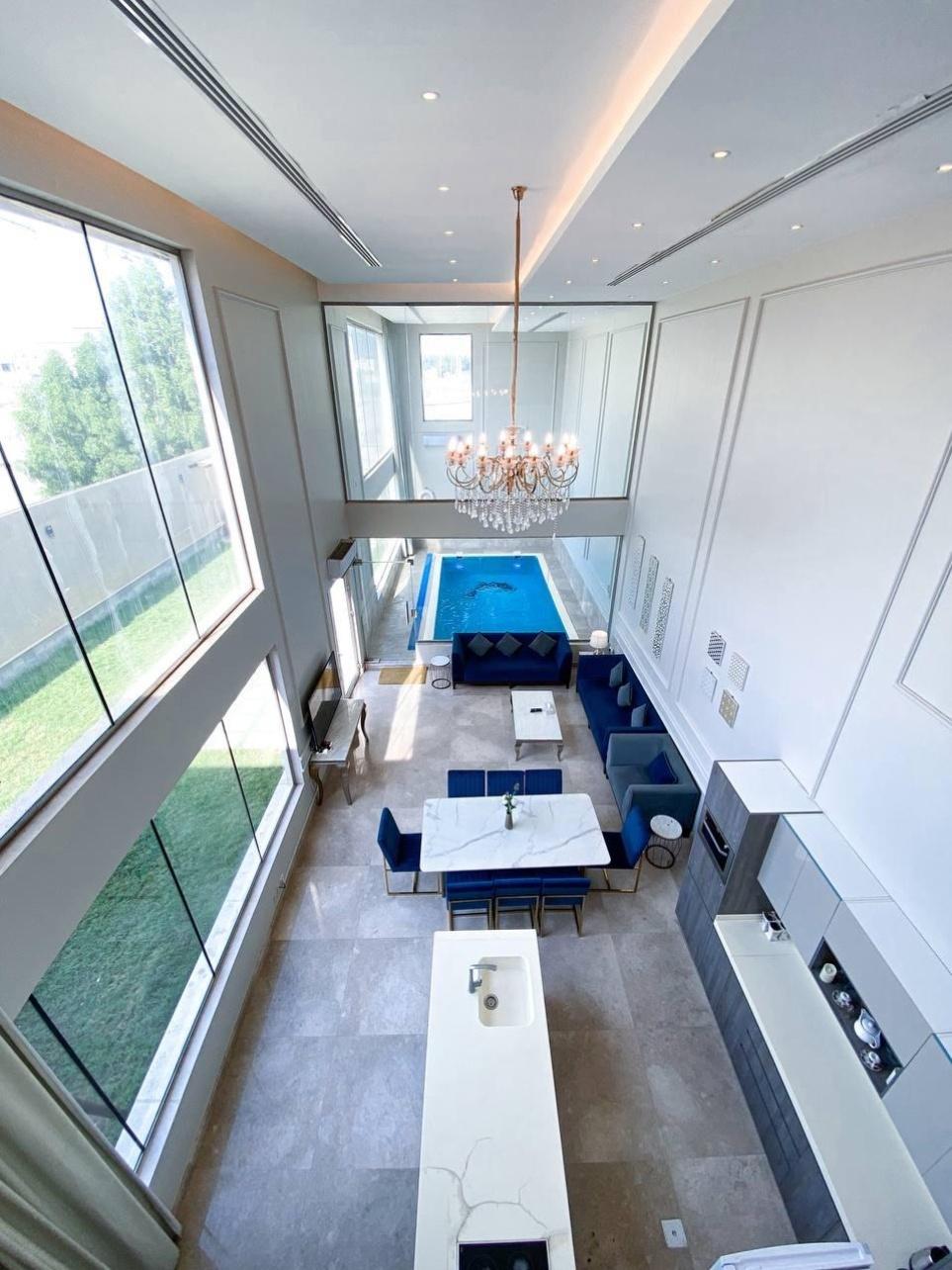 Elegant Chalet with Warm Pool | 2100