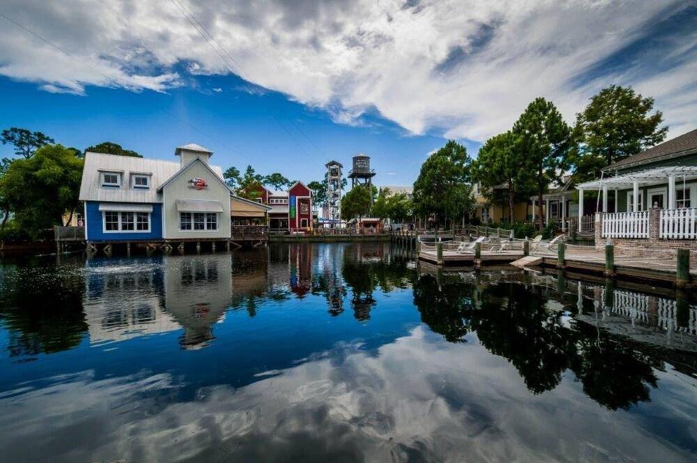 واين داون آت فيروايز 202 آت ساندستين باي ديستين جيتاوايز المنطقة الخارجية