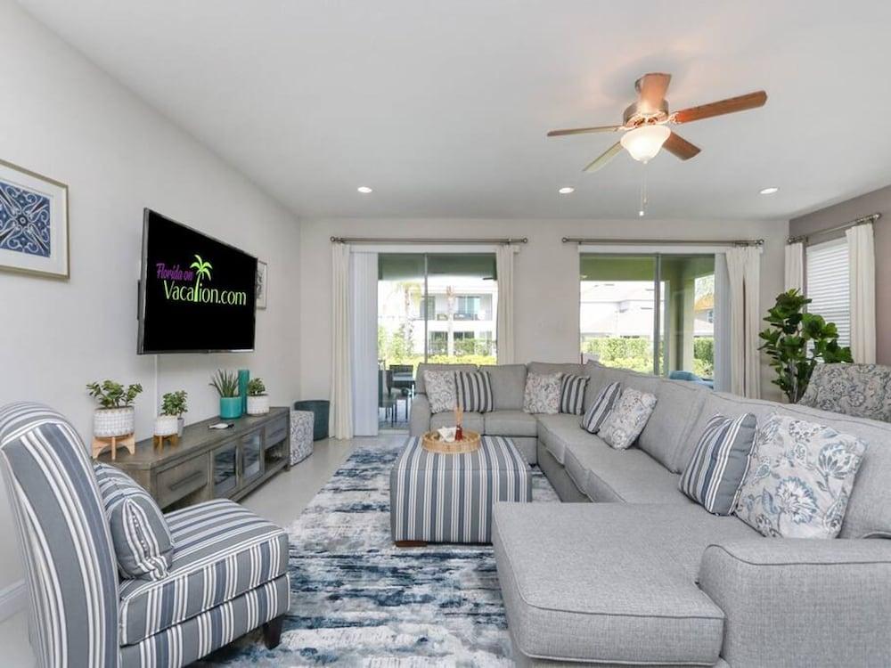 Luxurious Villa 9br Encore Resort Near to Disney Room