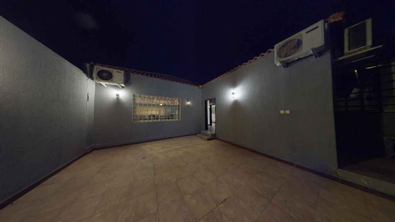 Comfy Chalet with Garden | 377