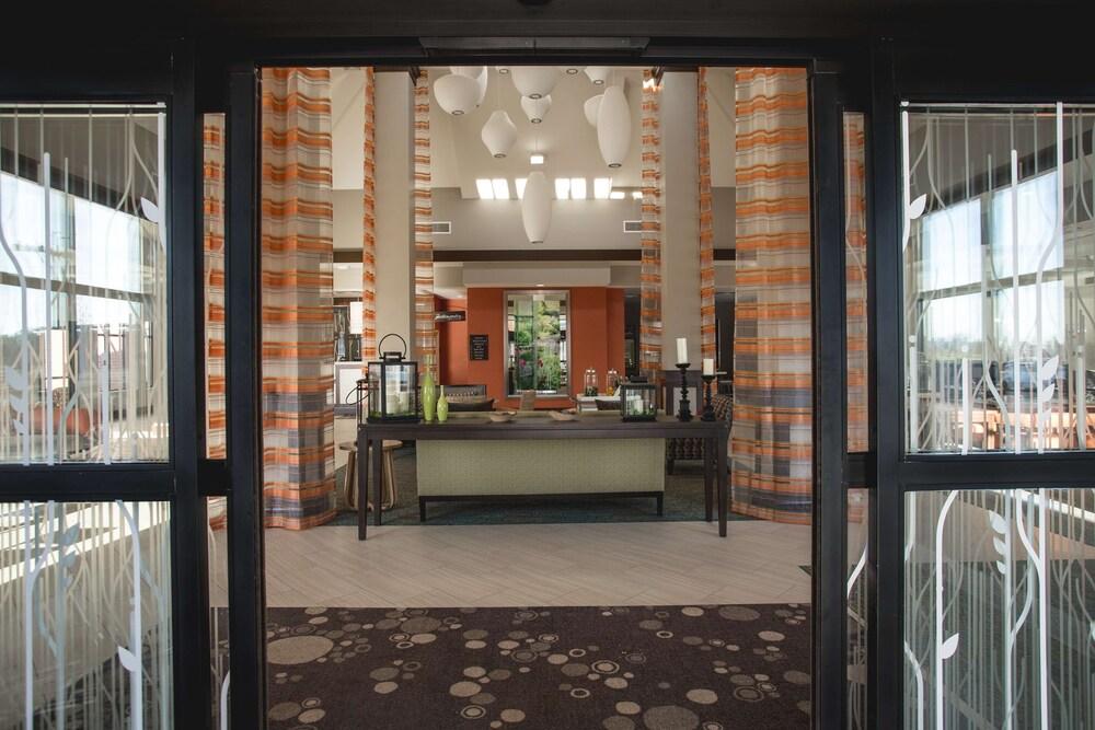 هيلتون جاردن إن بولينجبروك أي-55 المنطقة الخارجية