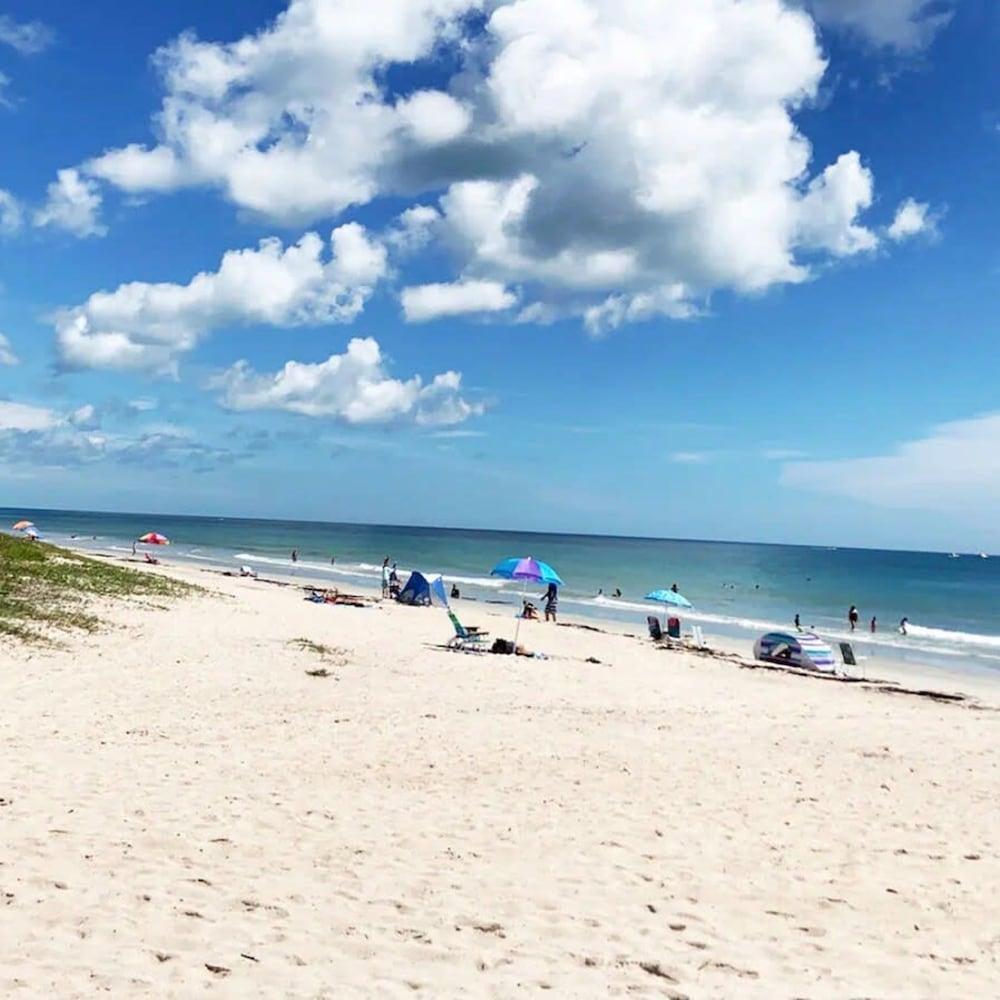 فورت بيرس 9 2بيم و 2 امتروبيكال سيرفسايد ريتريت غرفة