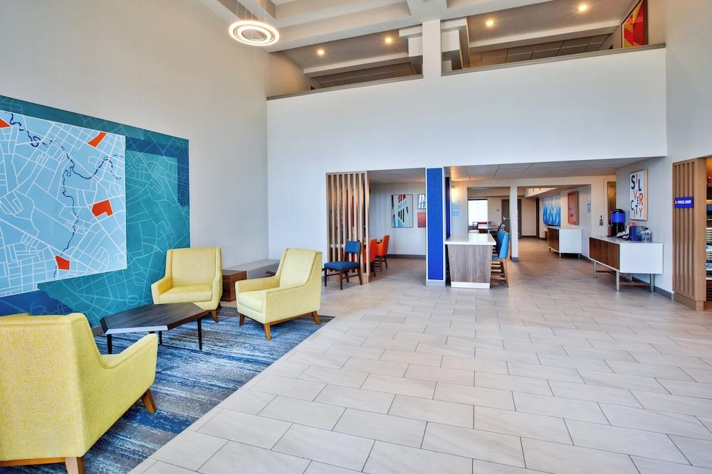 هوليداي إن إكسبرس سيلفر سيتي باي آيتش جي المنطقة الخارجية