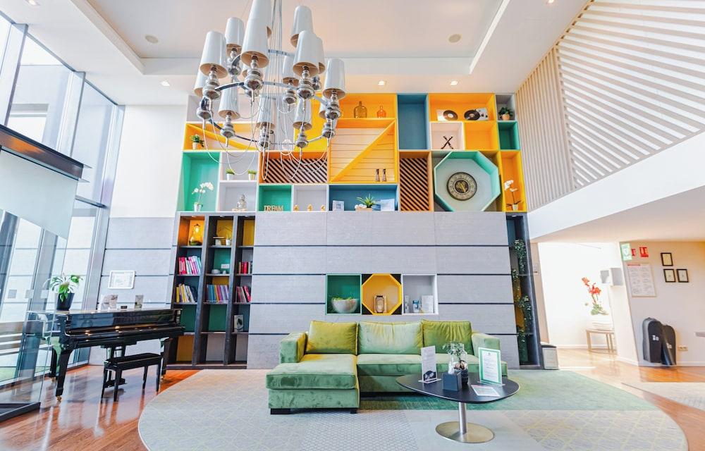 هوليداي إن مول هاوس باي آيتش جي المنطقة الخارجية