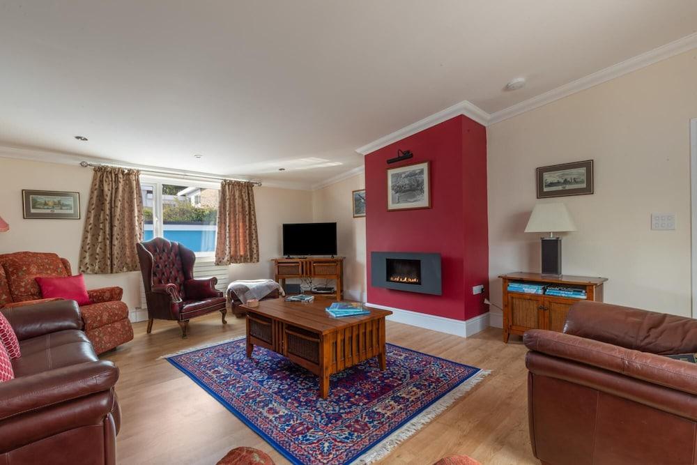 سنينجدال - بيتش سايد كوتيدج سي فيوز باركينج