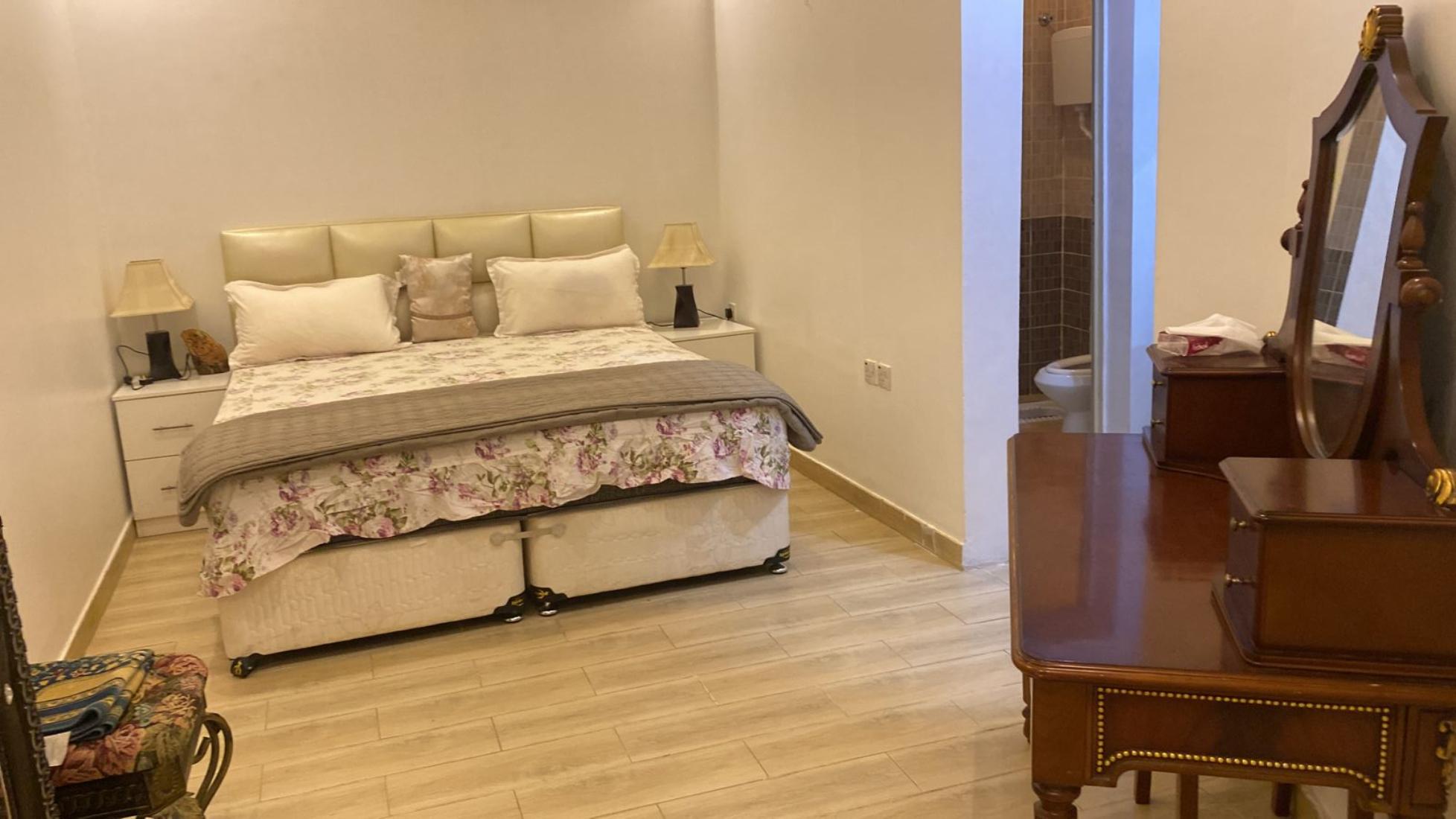 Comfy Chalet with Pool | 2570 Room