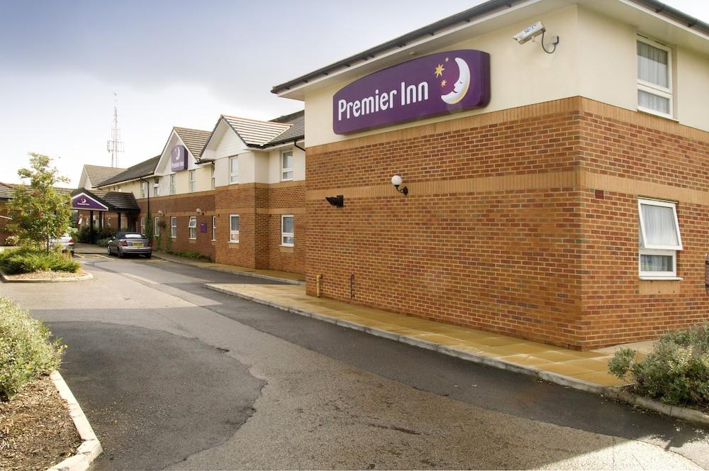 بريميير إن ستوكتون أون-تيس - بريستون فارم المنطقة الخارجية