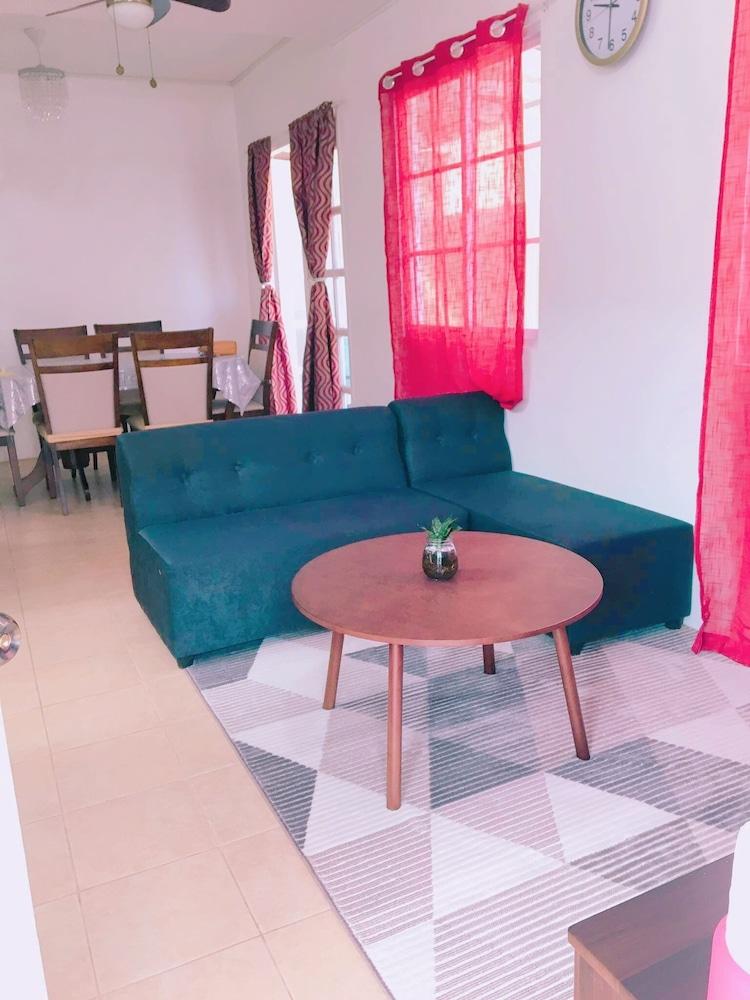 رويال بالمز تريس، بالاثيوس جراندي ( بانغلاو أيلاند داخلي