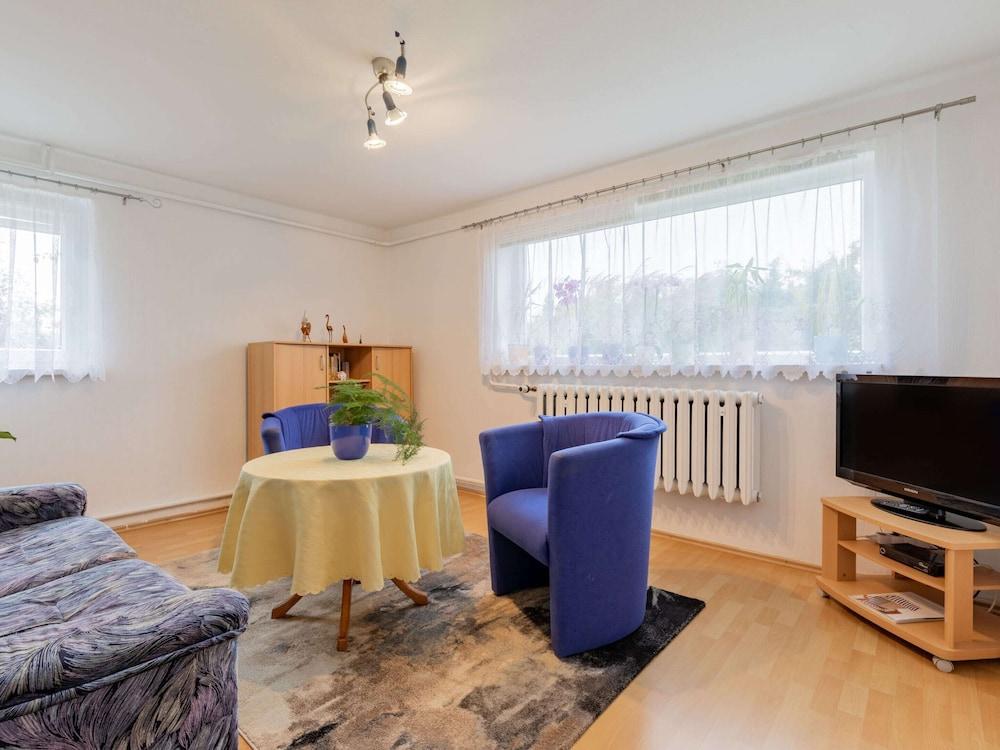 Apartment in Kropelin Near Baltic Beach
