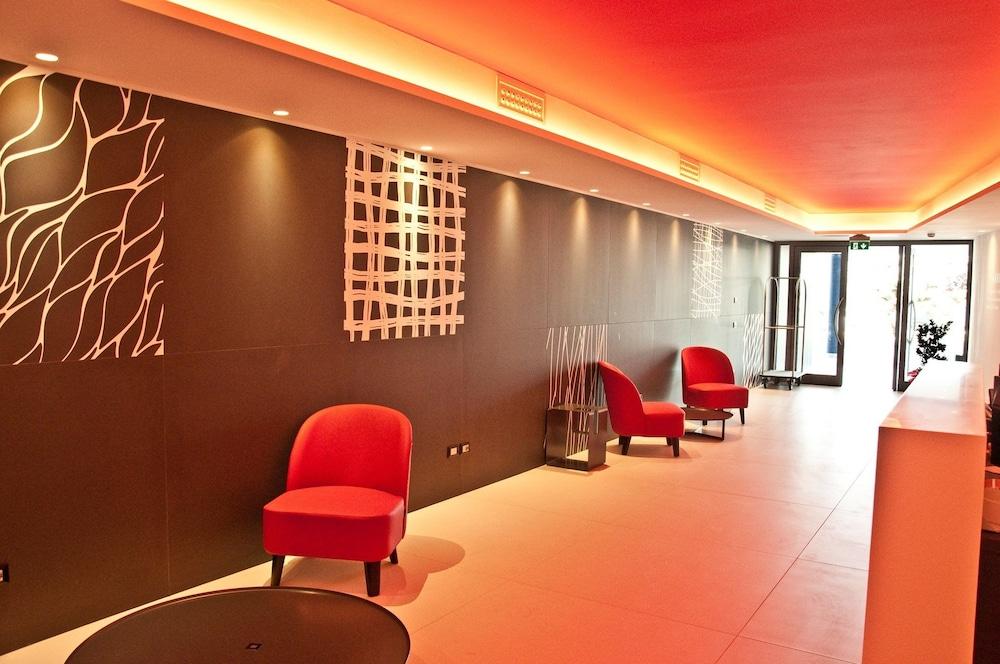 أمبروسي فيليدج ريزورت آند سبا منطقة الاستقبال