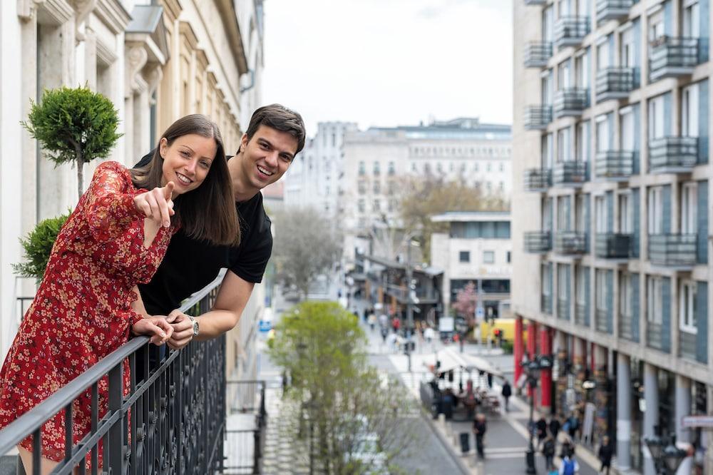 أريا هوتل بودابست  باي ليبراري هوتل كولكشن المنطقة الخارجية