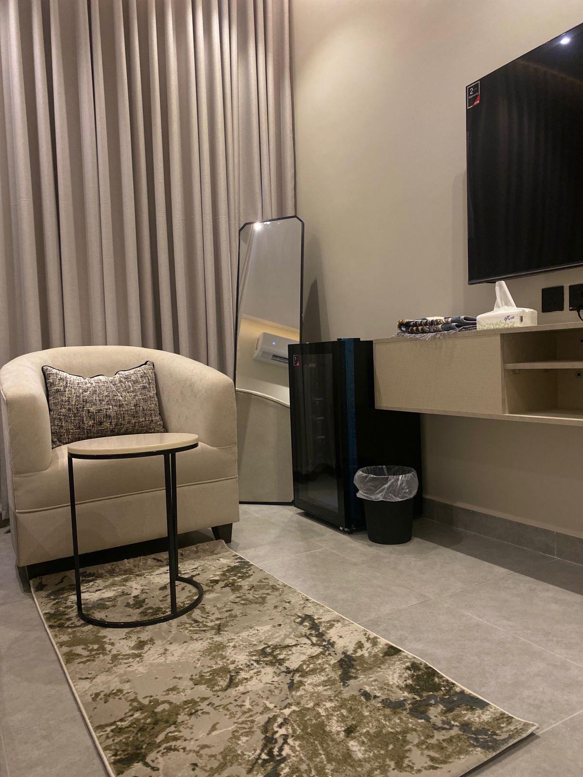 Elegant Studio with Self Check-in | 5760 Bedroom