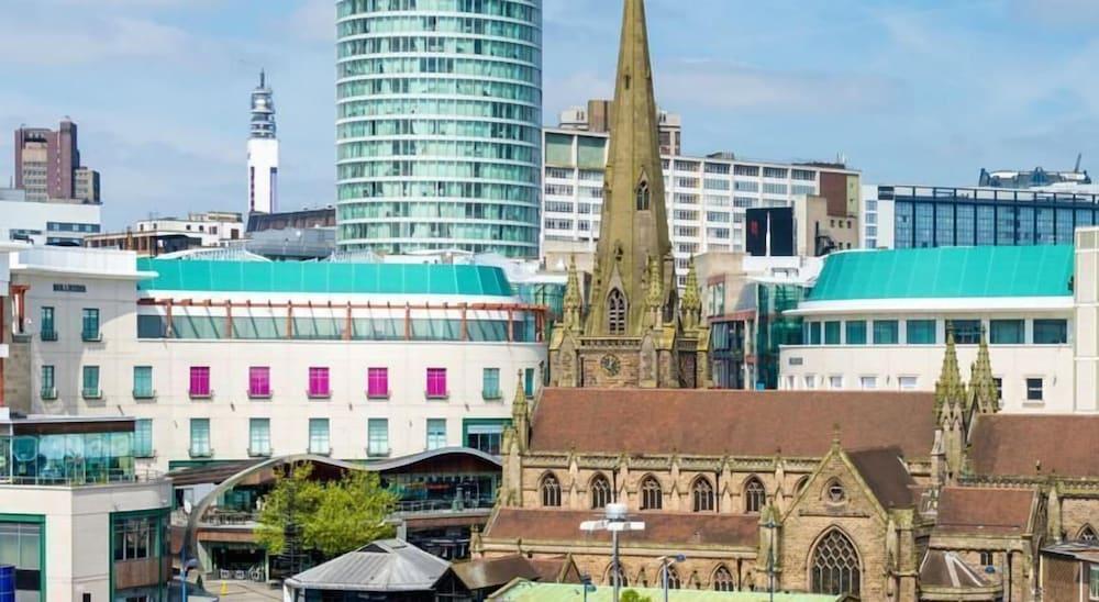 بيرمينجهام سنترال باكباكرز - هوستل المنطقة الخارجية