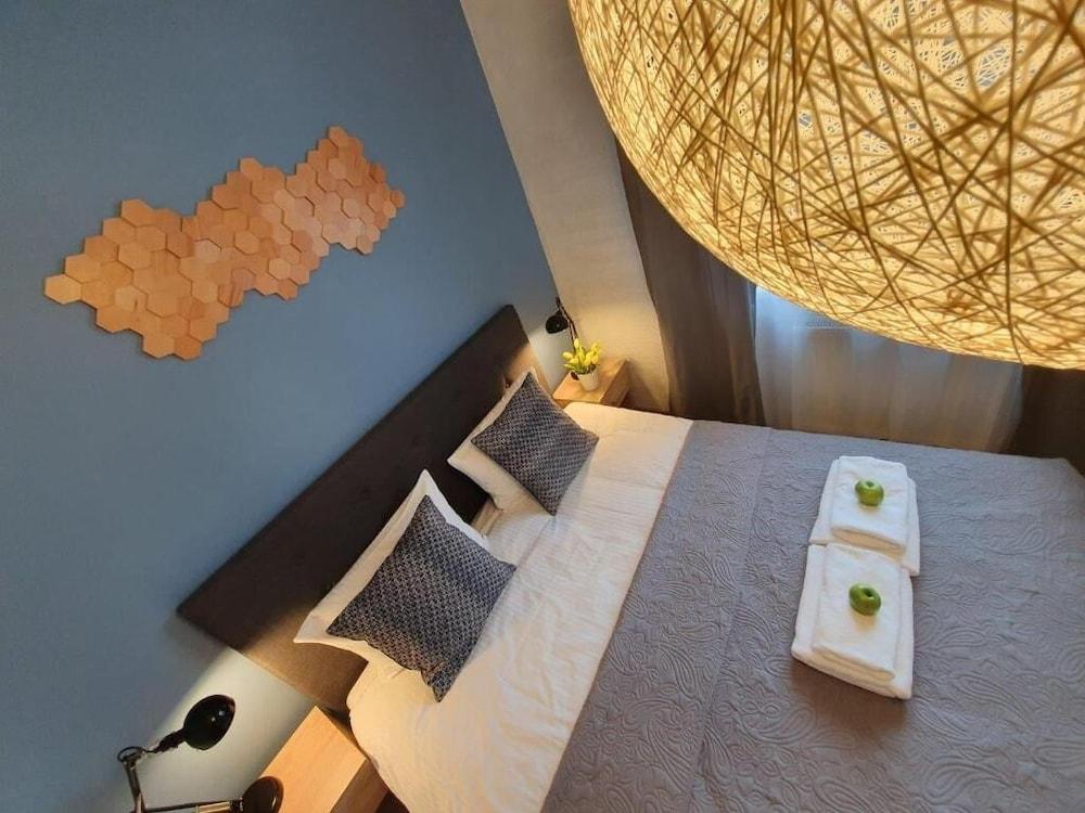 أبارتامنتي سزافيروا ميرزيخا - 365بام غرفة