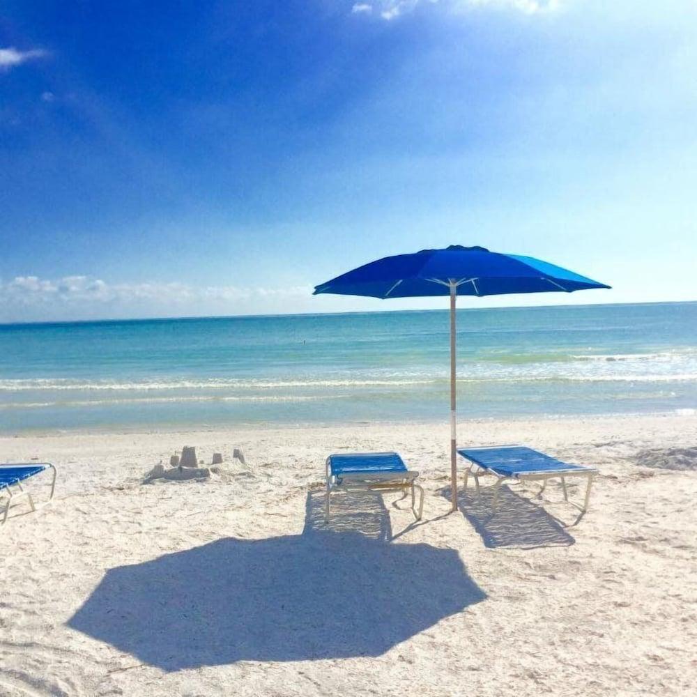 إيه 5 - 2 بد روم/1 باث روم الشاطئ