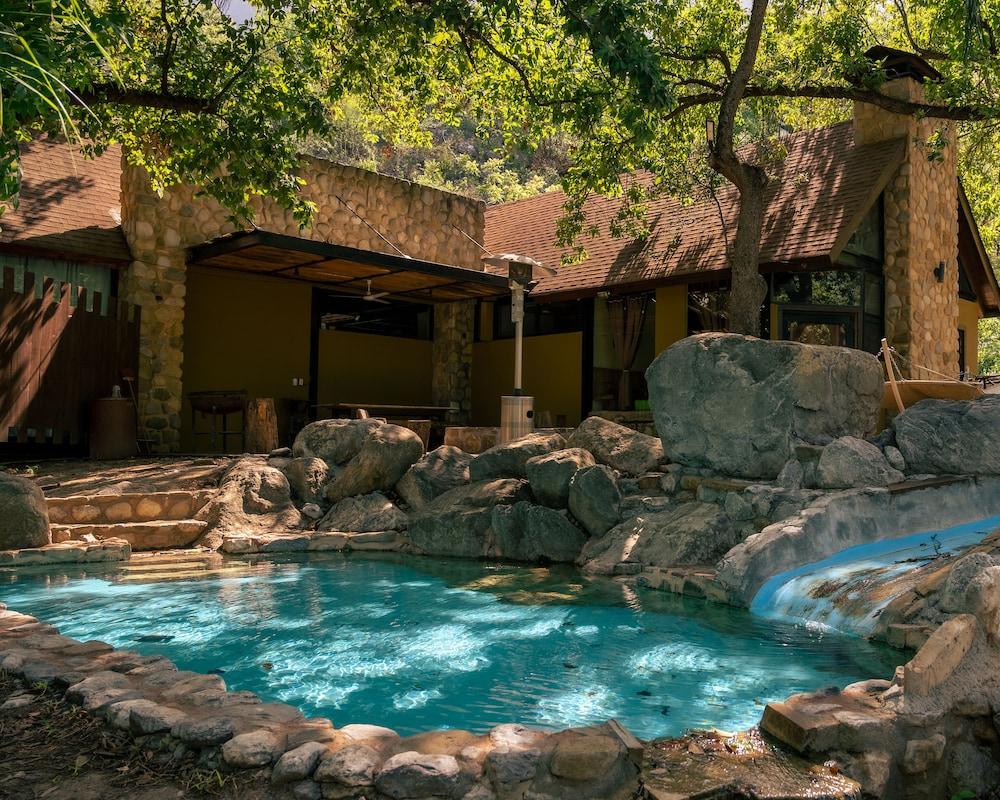 كابانياس كاسكادا ديل بارو المنطقة الخارجية