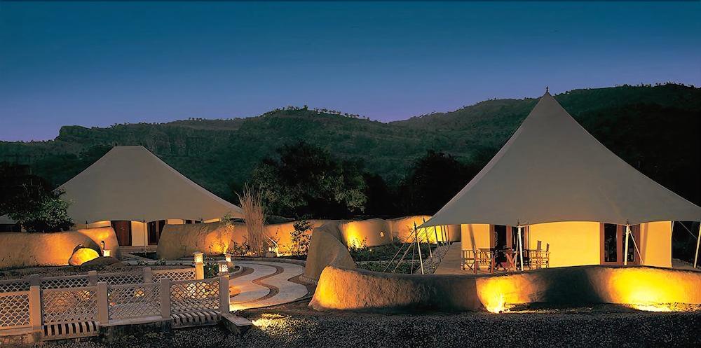The Oberoi Vanyavilas Wildlife Resort, Ranthambhore Exterior