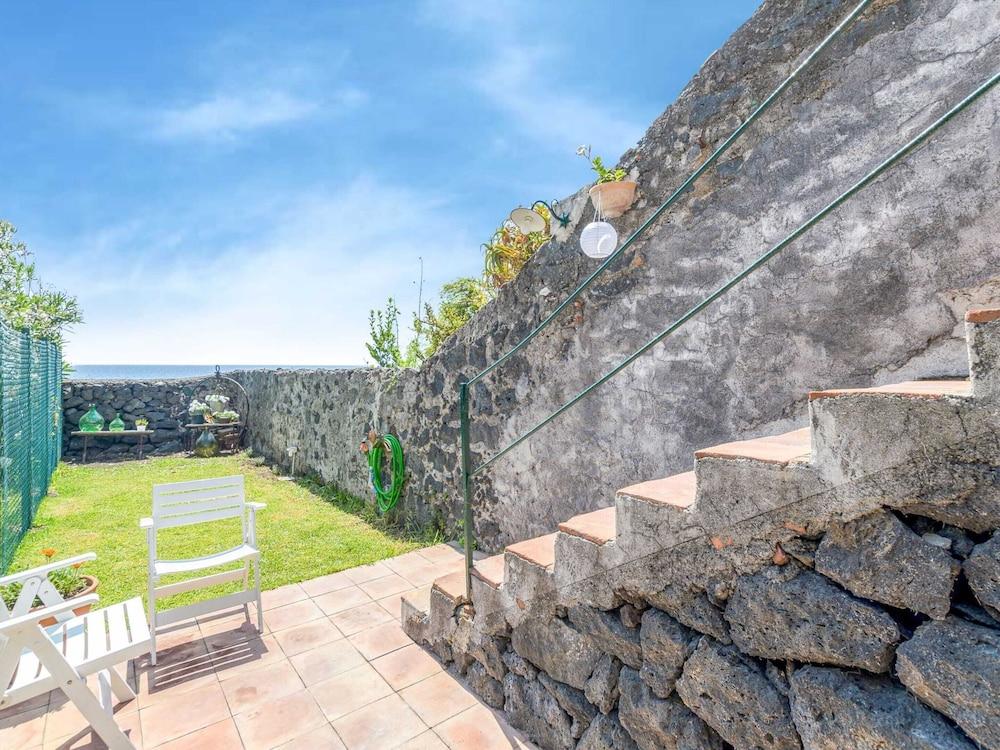 هوليداي هوم إن سانتا تيكلا نير إتيا بيتش المنطقة الخارجية