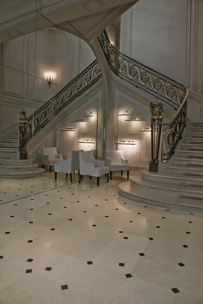 La Maison Champs Elysées Interior Entrance