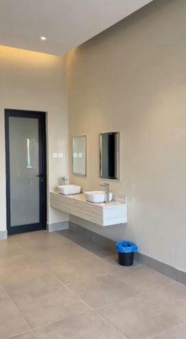 Elegant Chalet with Pool | 4768 Bathroom
