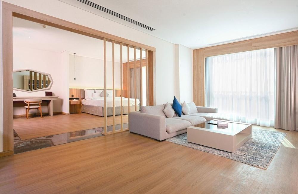 Nordic Palace & Spa Featured Image