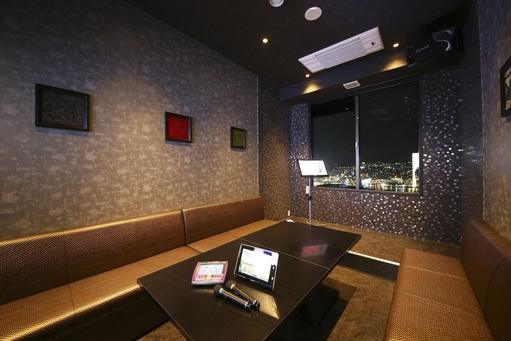 أويدو أونسين مونوجاتاري ناجاساكي هوتل سيفو غرفة كاريوكي