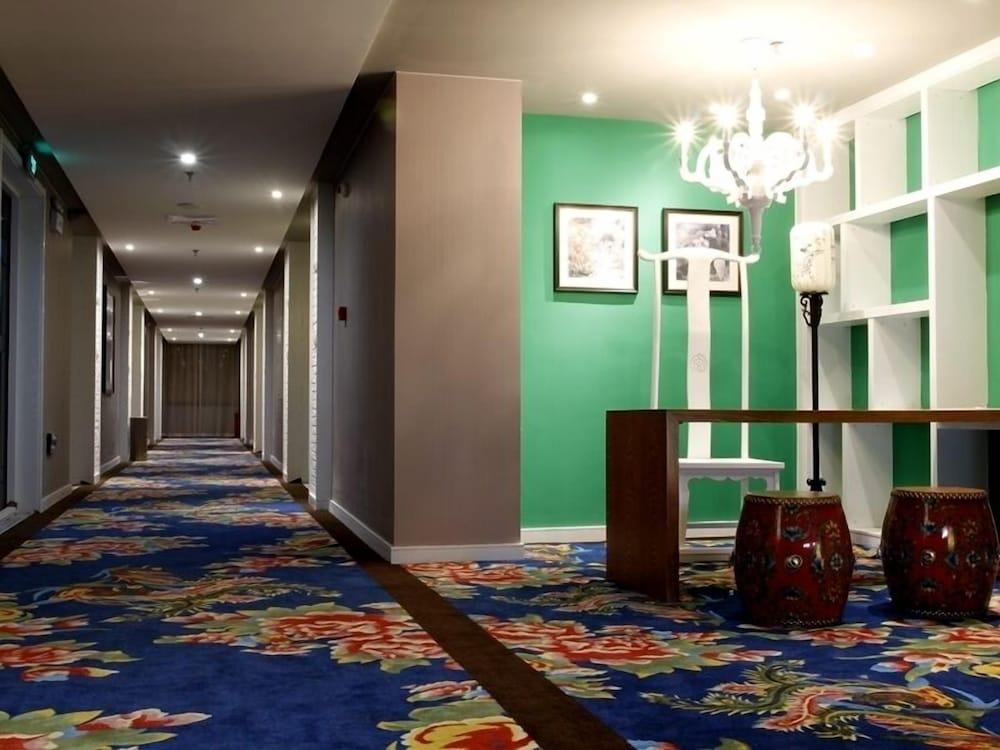 وايهاي يون شانغ بوتيك هوتل قاعة الاستقبال