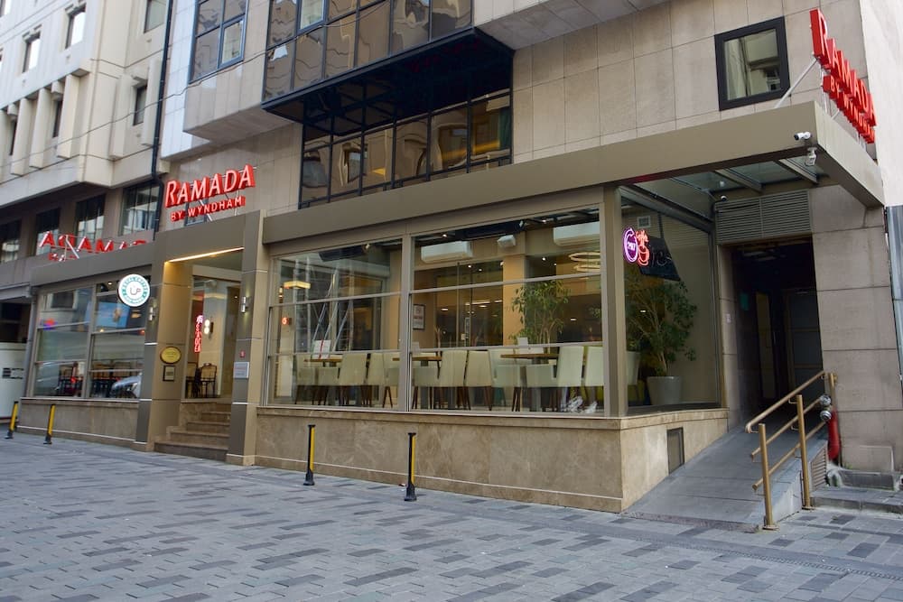 Ramada by Wyndham Istanbul Taksim Exterior