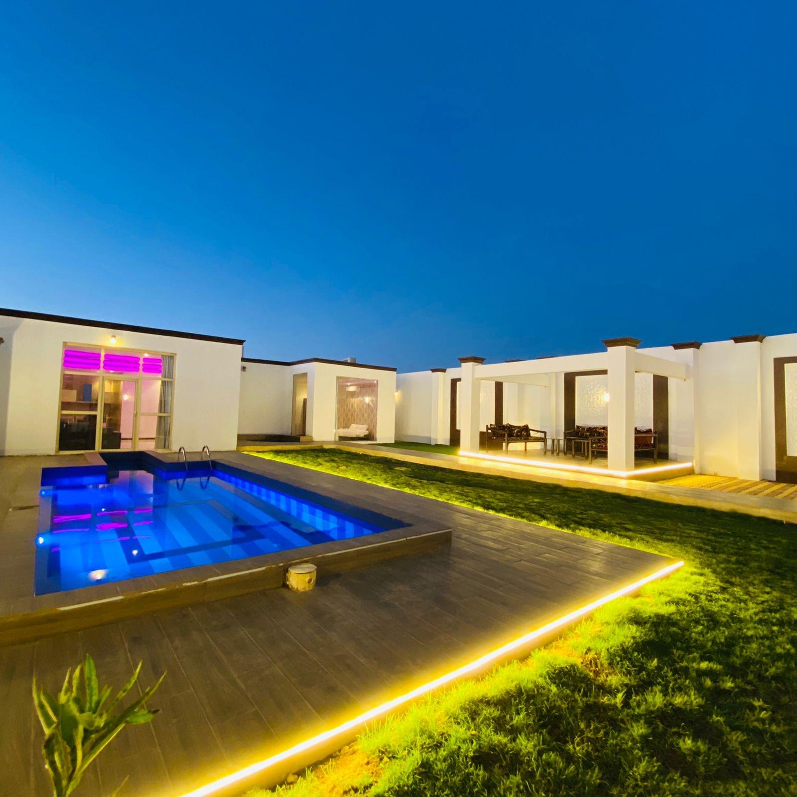 Amazing Chalet with Pool | 3626