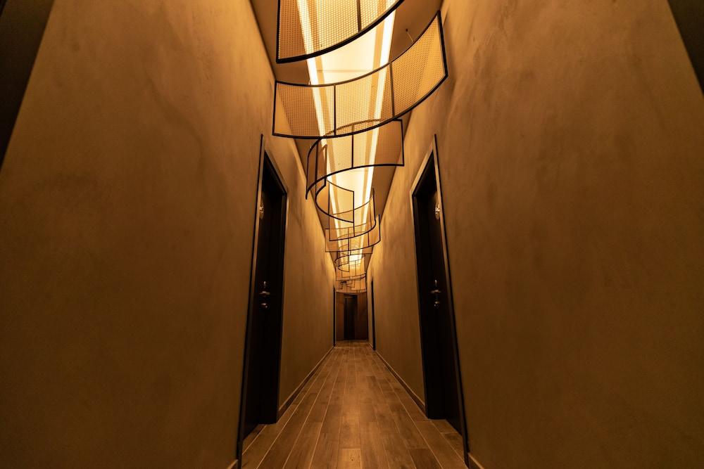 فندق بيباترون بيتش هوتل الفندق من الداخل