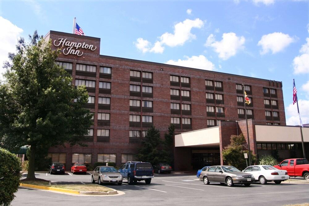 Hampton Inn Frederick Exterior