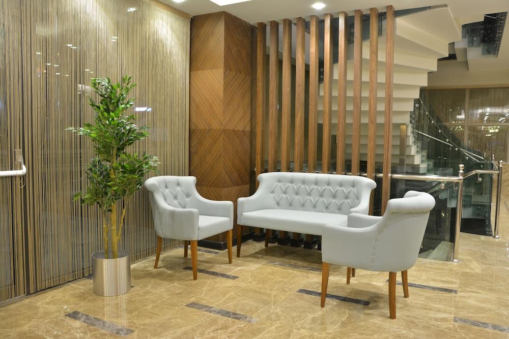 Guler Park Hotel Interior