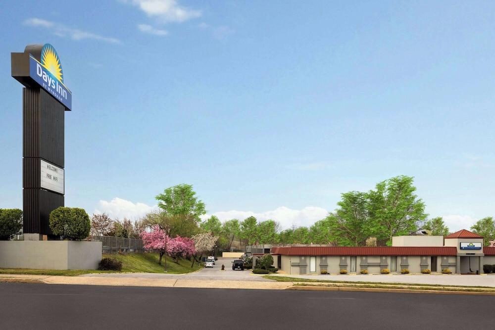 دايز إن باي ويندام بوتس تاون