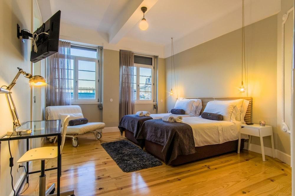 فيل بورتو داون تاون آرت تايلي غرفة