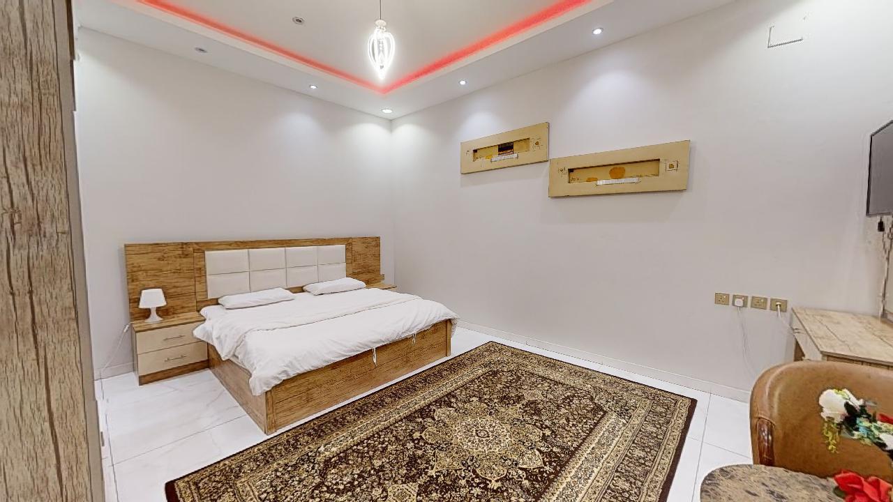 Comfy Chalet with Pool | 1728 Room