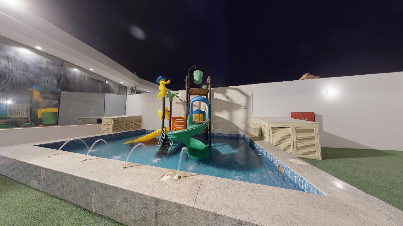 Attractive Chalet with Water Games | 1537