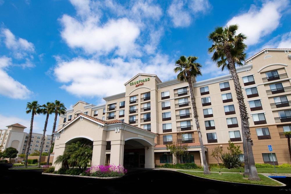 كورتيارد باي ماريوت نيوآرك سيلكون فالي المنطقة الخارجية