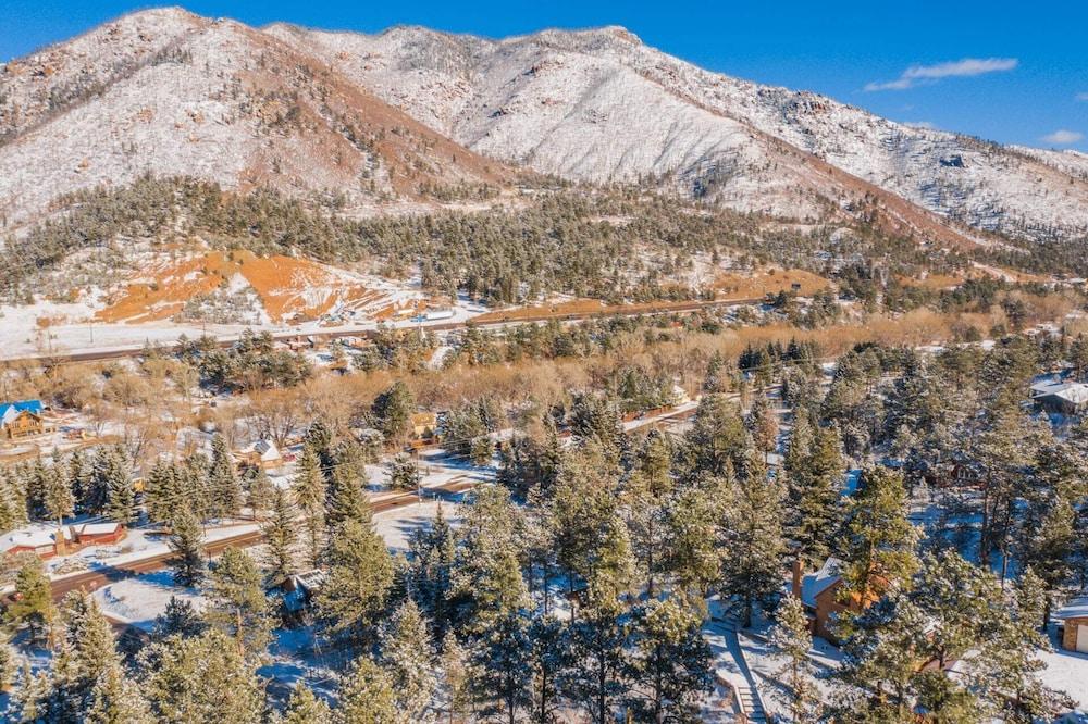 6بدفاميلي ماونتن جيتاوايفير بليس بيت فريندلي منظر من الجو