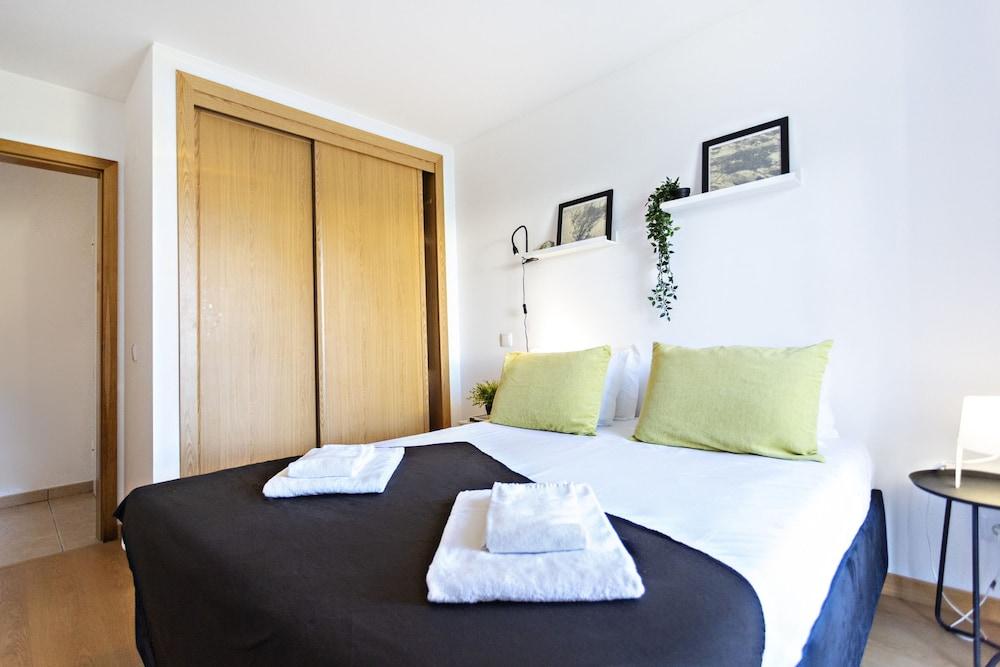 Formosa Bay - AM in Tavira Room