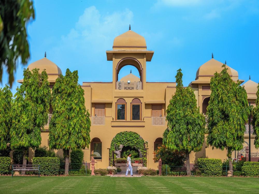 هيريتدج فيلدج ريزورت آند سبا مانيسار المنطقة الخارجية