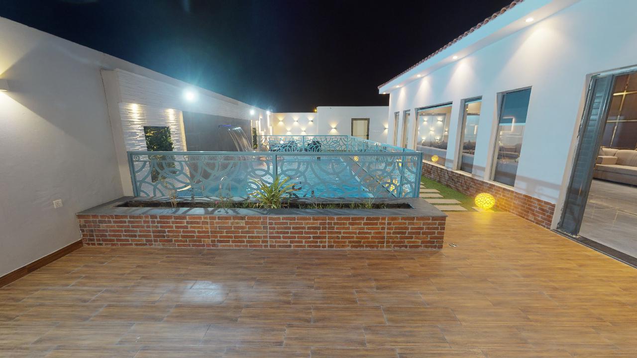 Comfy Chalet with Pool | 323 Pool