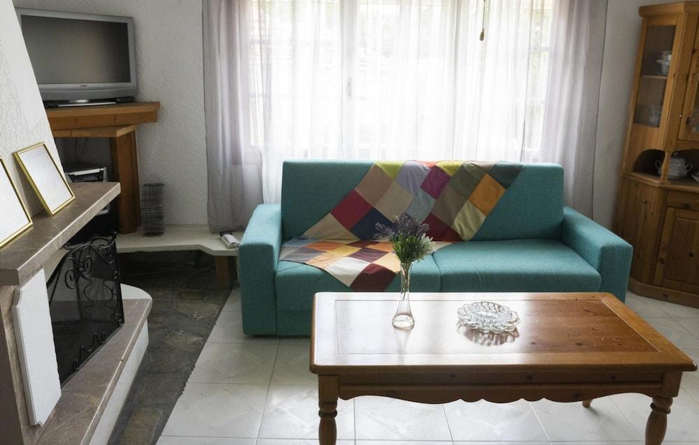 Villa Olympiada Summer Getaway With Private Pool Room