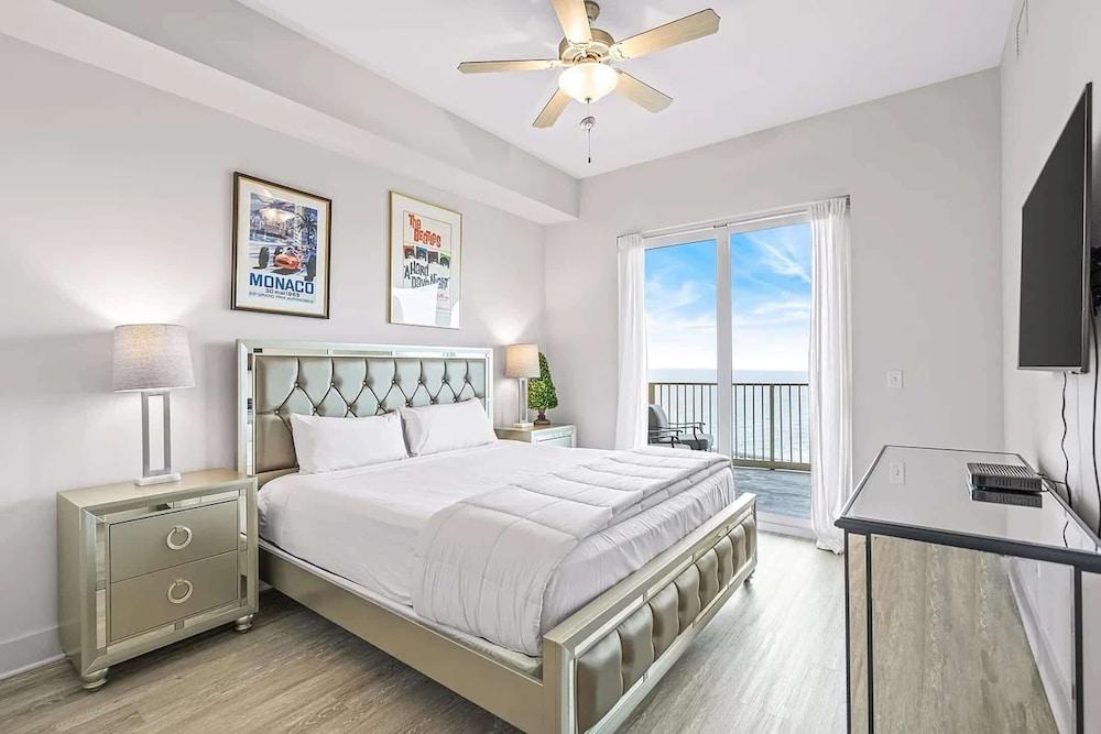Salt and Shore Escape Sleeps 7