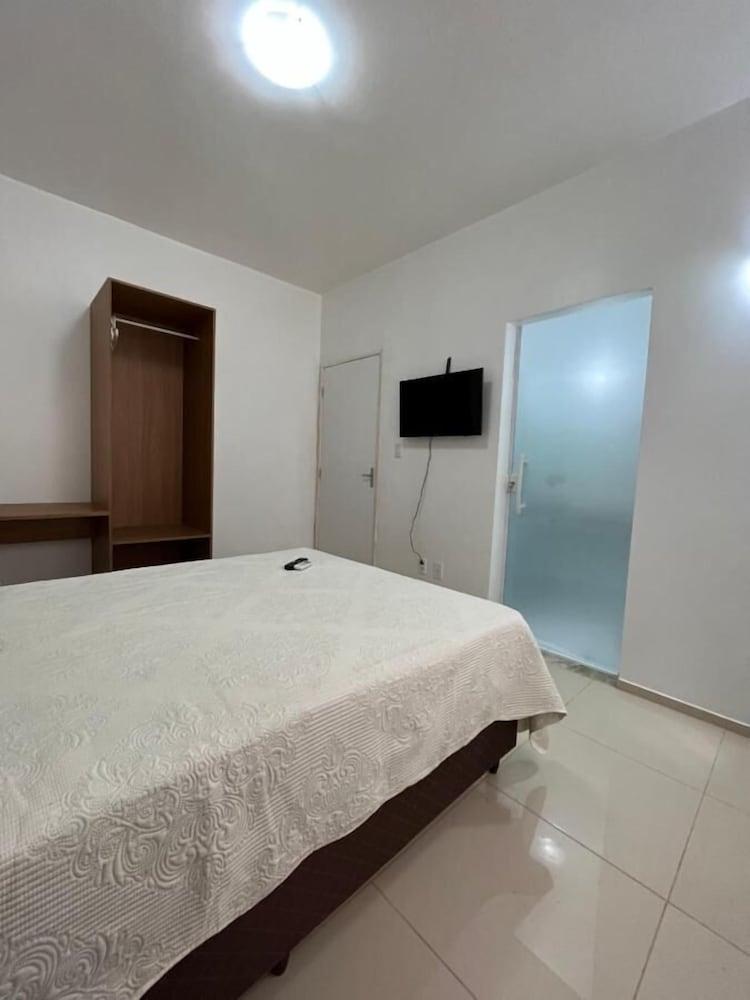 Suites privativas prox Havan Room
