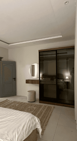 Attractive Apartment with Self Check-in | 5485 Bedroom