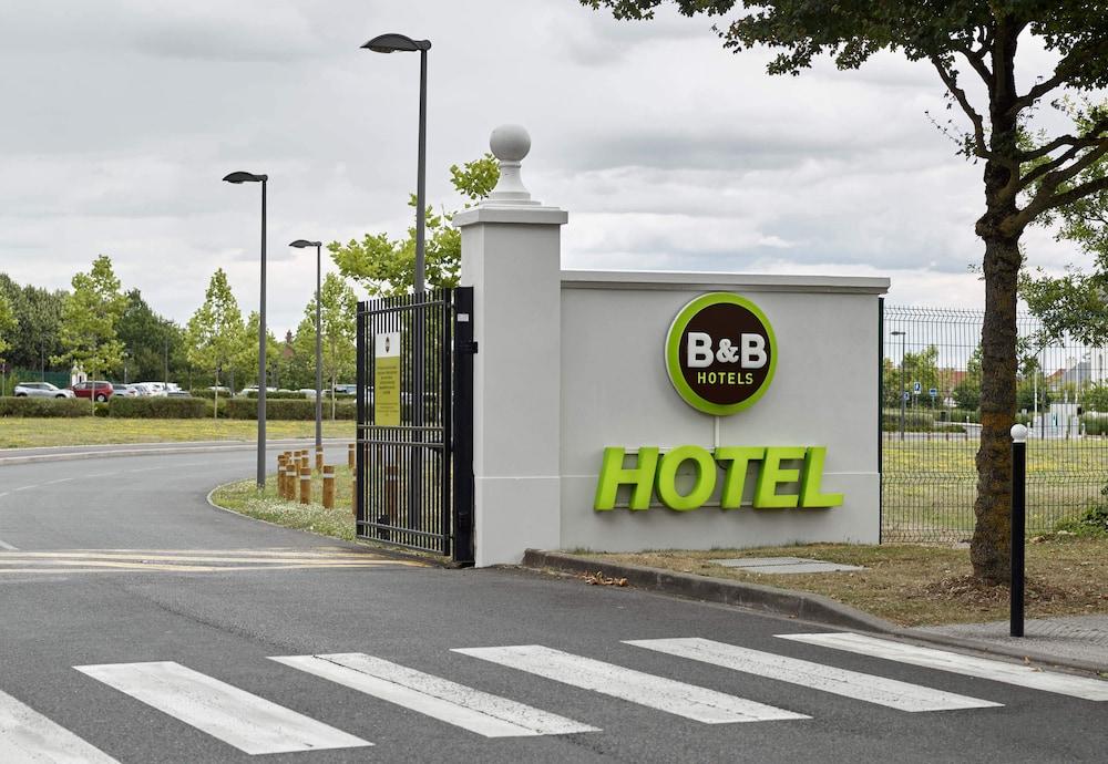 بي آند ي تل بريه دو ديسنيلاند باريس تفاصيل الفندق من الخارج